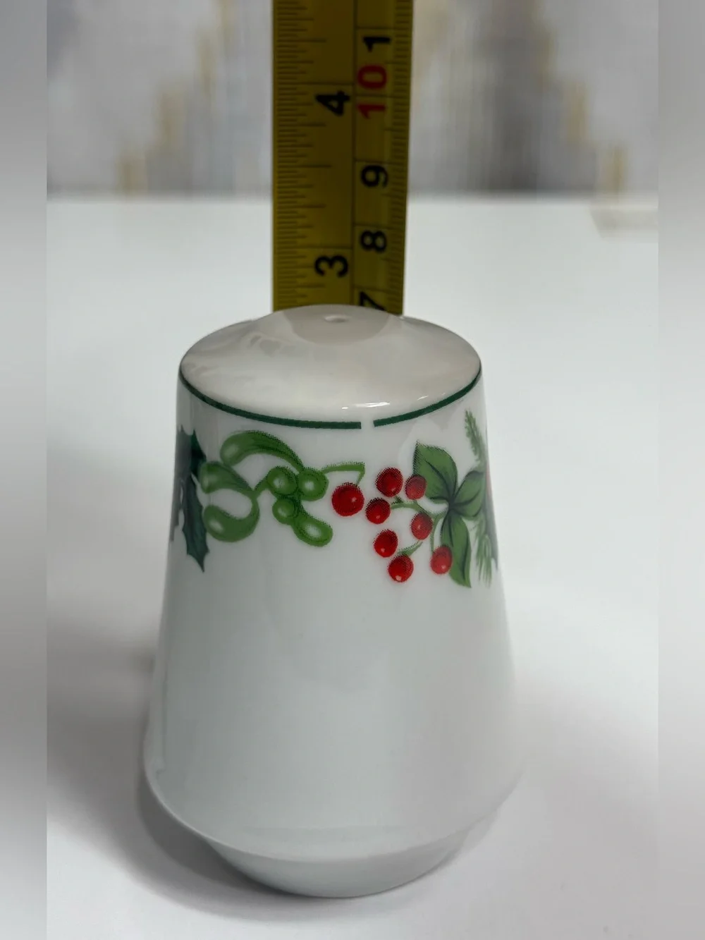 Vintage Holiday Holly Porcelain Salt and Pepper Shaker Set - White and Green